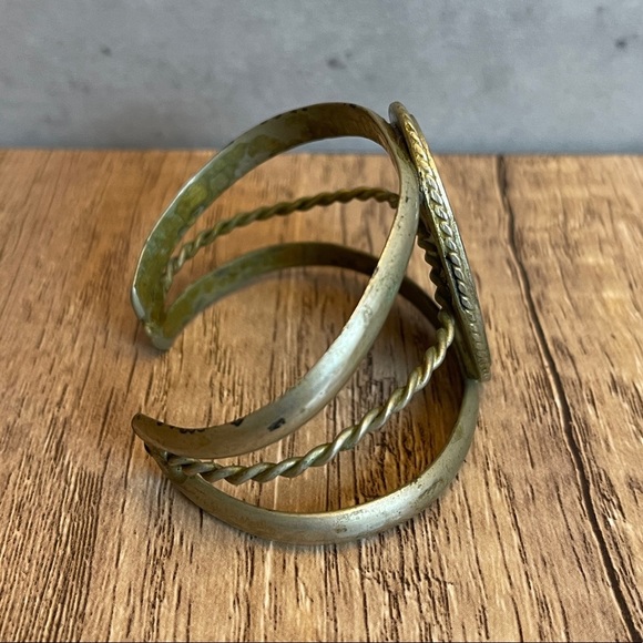 Zuni Turquoise and Coral Inlaid Stone Sterling Silver Bird Cuff Bracelet - Picture 9 of 16